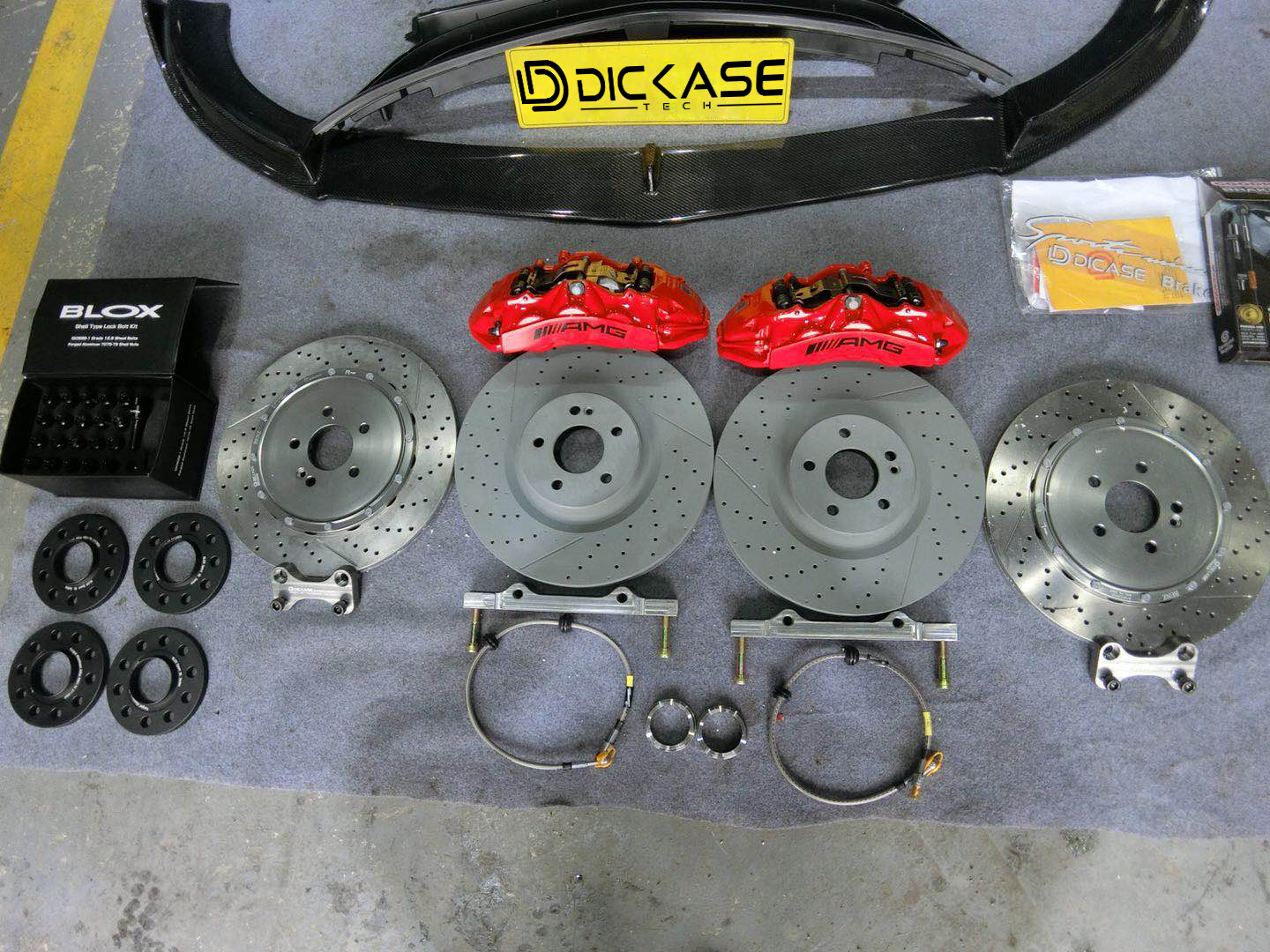 AMG六活塞搭配DICASE剎車件 AMG六活塞搭配DICASE剎車件